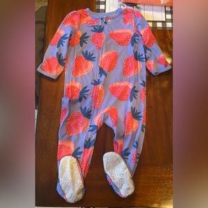 Carters Zippy 18M